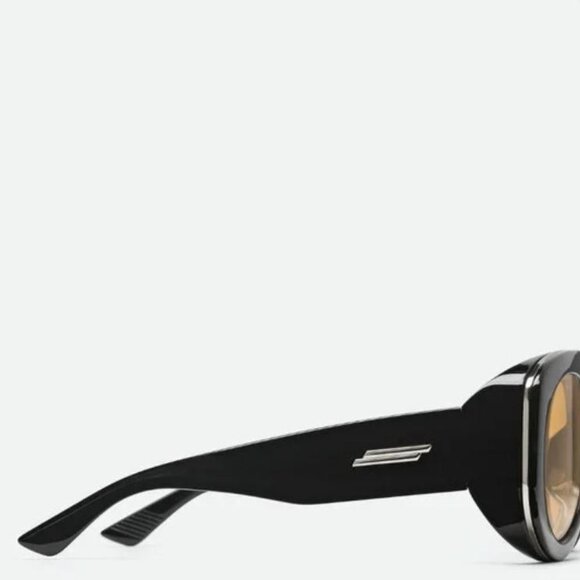 Bottega Veneta BV1362S Round Plastic Sunglasses - Picture 2 of 6